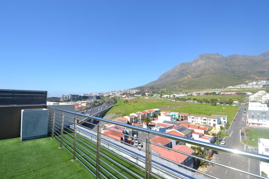 2 Bedroom Property for Sale in Zonnebloem Western Cape